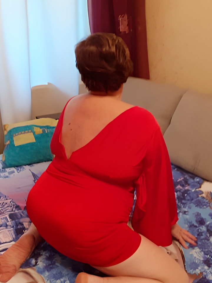 Индивидуалка Аврора, доступна для личного знакомства от 10000 руб