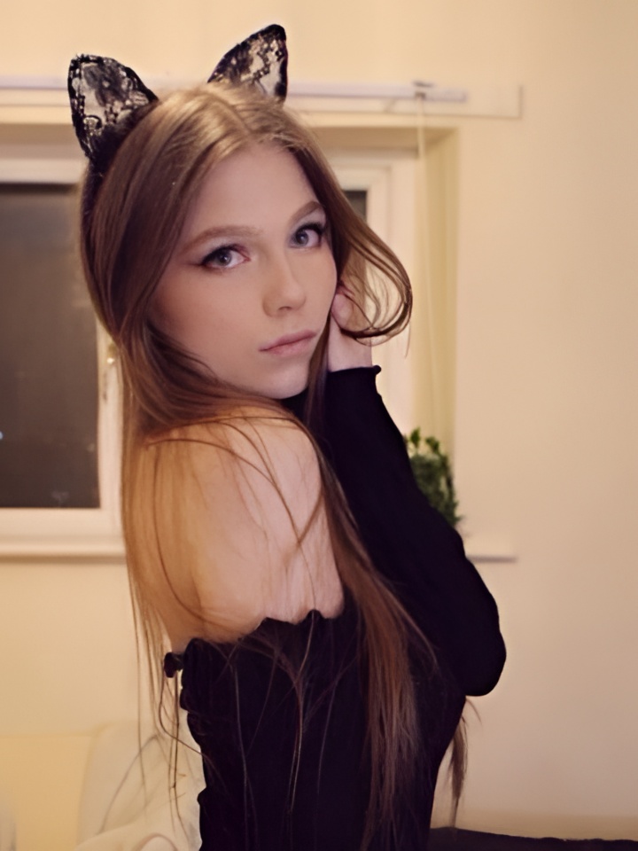 Мадина привлекательная девушка из Павловская цена от 4000 руб