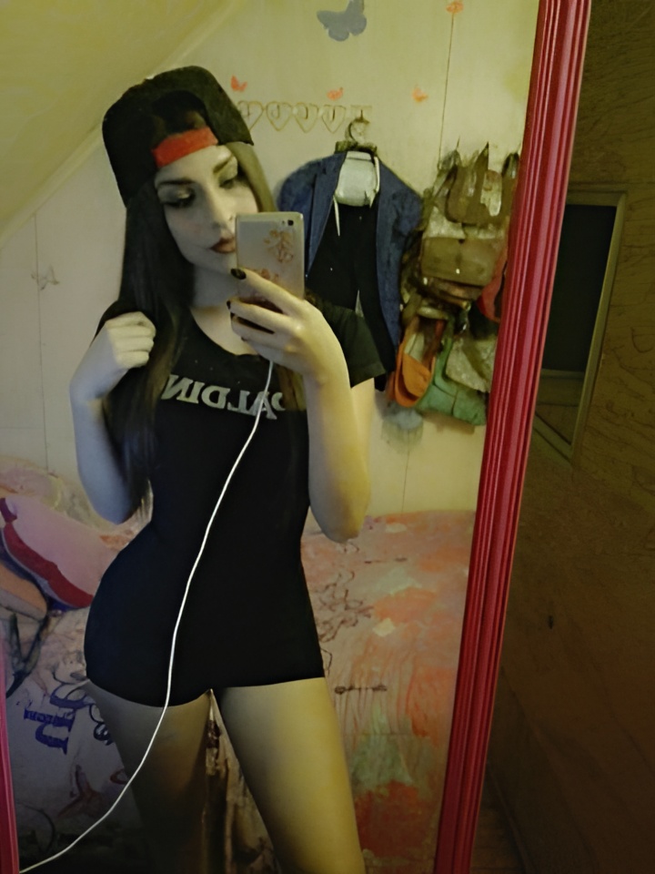 Рената привлекальеная девушка из Павловская цена от 3000 руб