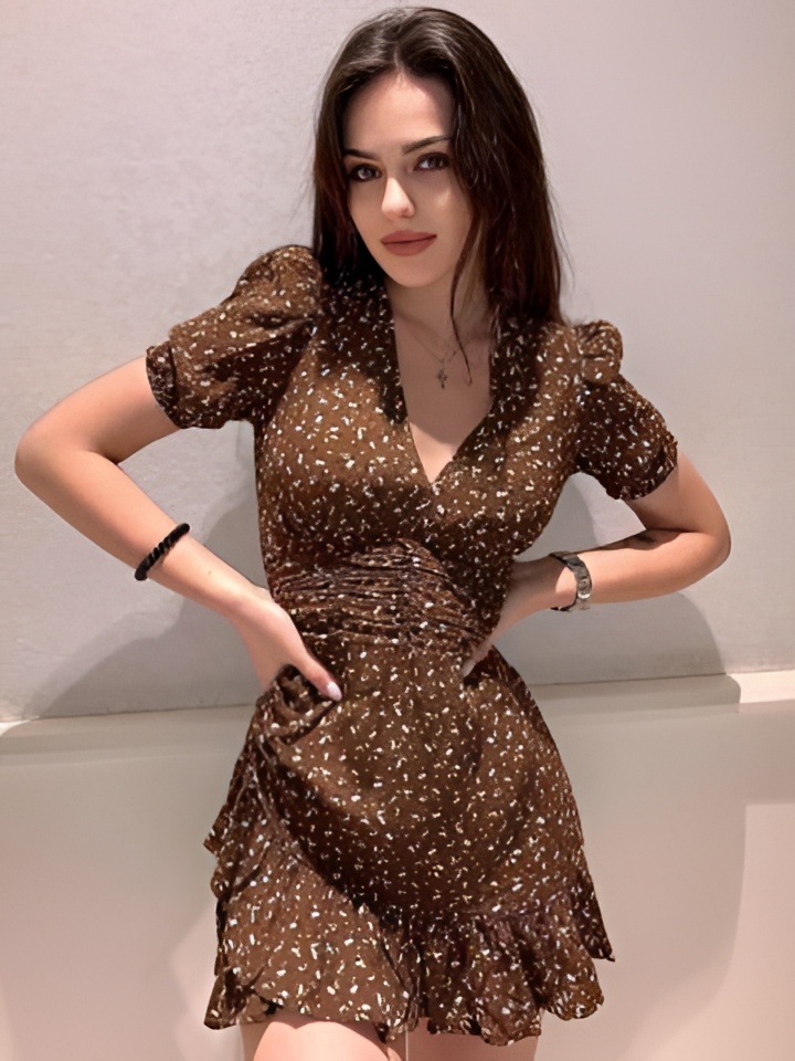 Устинья привлекальеная девушка из Павловская цена от 4000 руб