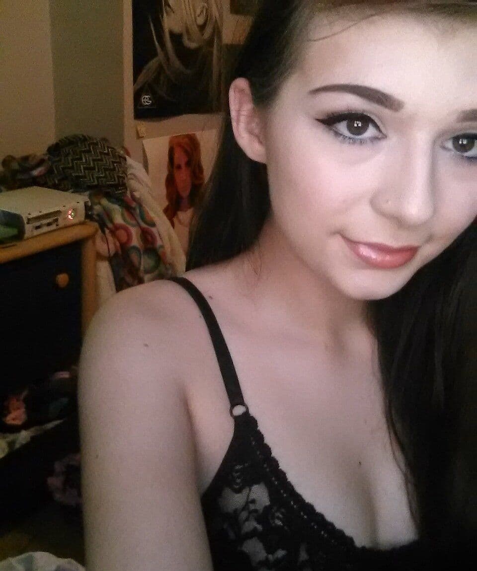 Светланка привлекальеная девушка из Павловская цена от 3500 руб