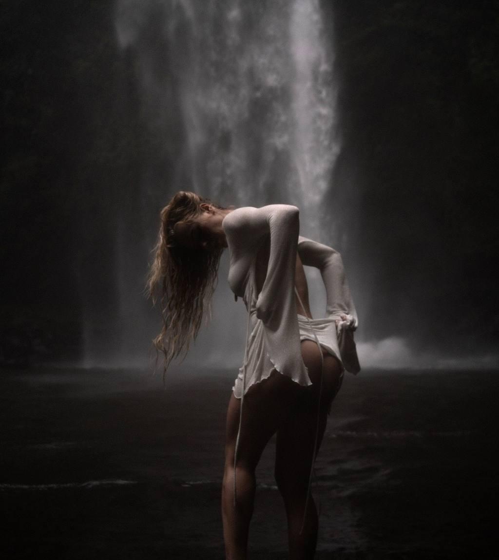 Вера привлекательная девушка из Павловская цена от 5000 руб