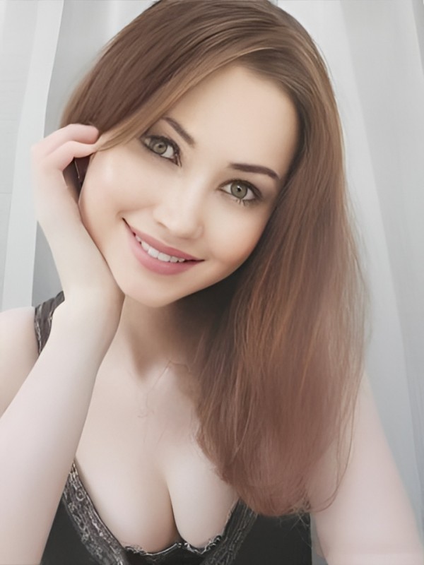 Каролина привлекательная девушка из Павловская цена от 3000 руб