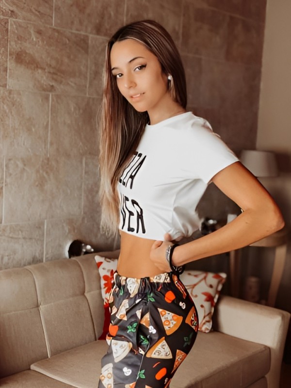 Катюша привлекательная девушка из Павловская цена от 1500 руб