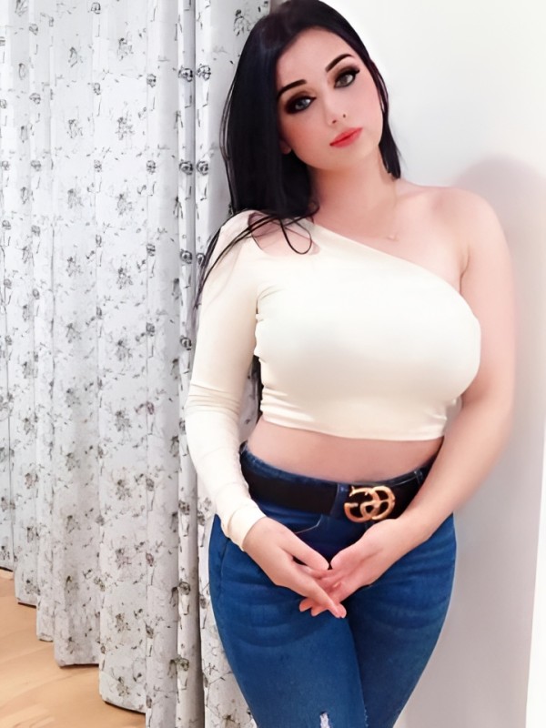 Мирослава привлекательная девушка из Павловская цена от 5000 руб