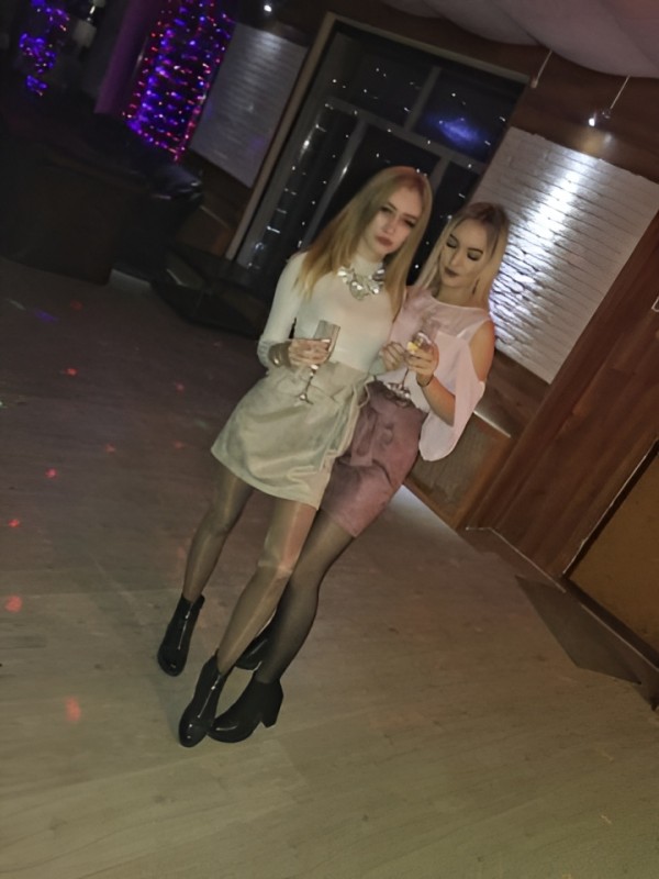 Викуся привлекательная девушка из Павловская цена от 3000 руб