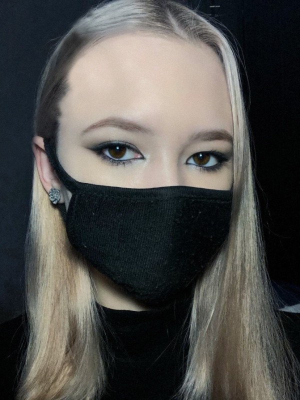 София привлекательная девушка из Павловская цена от 3500 руб