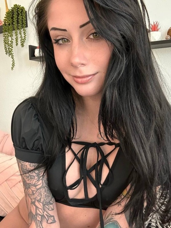 Яночка привлекательная девушка из Павловская цена от 4000 руб