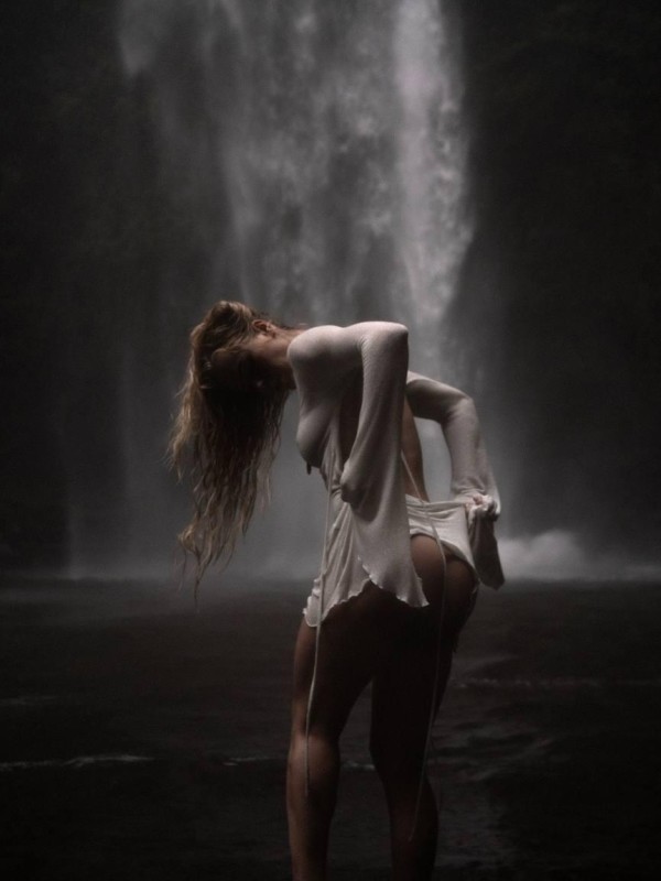 Вера привлекательная девушка из Павловская цена от 5000 руб