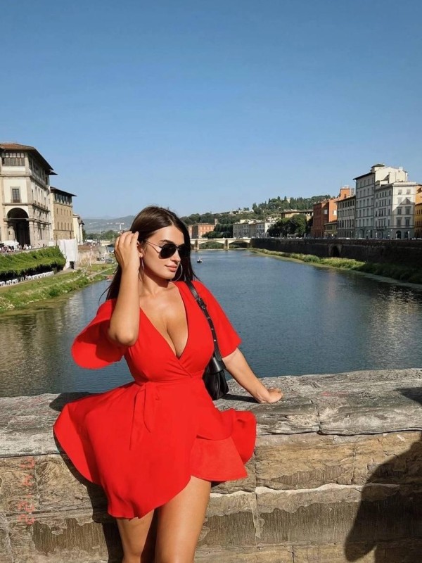 Варвара привлекательная девушка из Павловская цена от 6000 руб